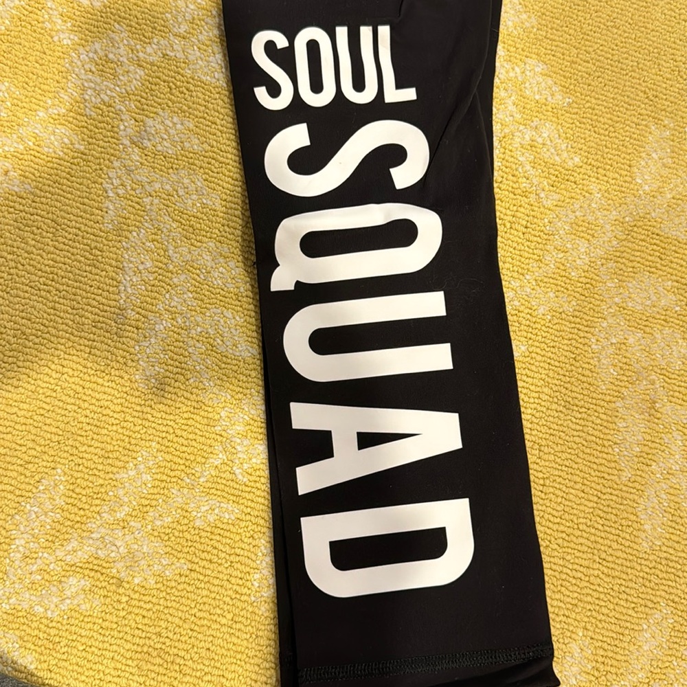 Soul cycle Lulu cropped leggings
